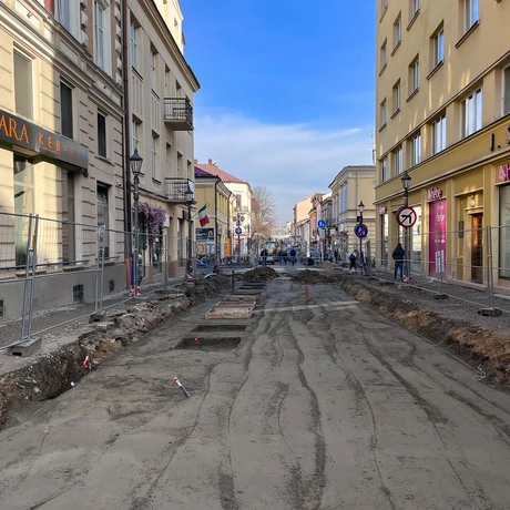 Przebudowa ul. Grunwaldzkiej w Rzeszowie [luty 2024] - fot 17